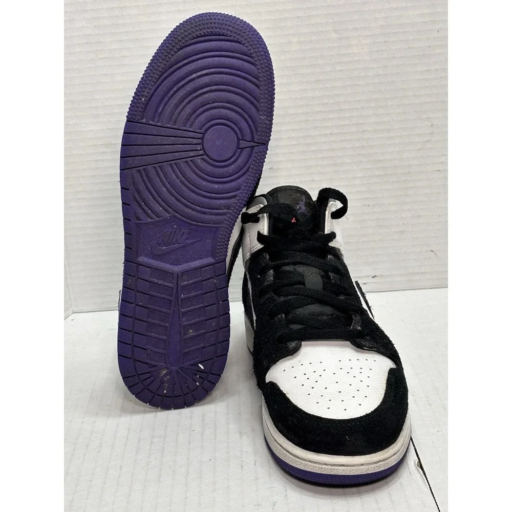 Air Jordan 1 Mid SE Varsity Purple‎ Suede GS 6.5Y BQ6931-105 Black White Shoes